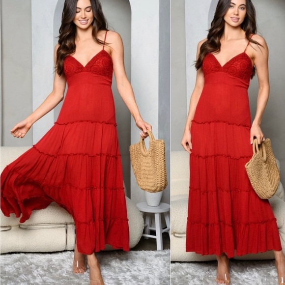 NWT A Sizzling Scarlet Stunner! Boho Crocheted Lace Multi-tiered Maxi Dress Med - Picture 2 of 5